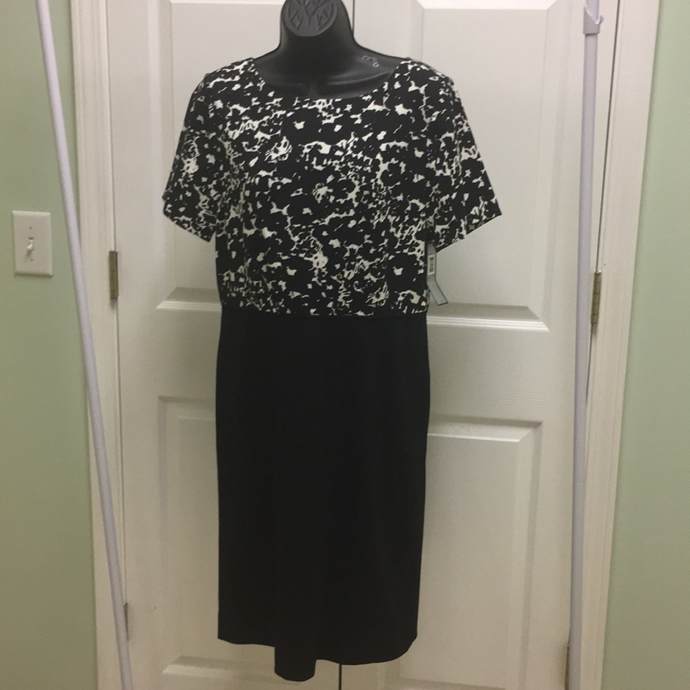 Ladies Tahari dress